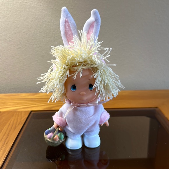 1994 Precious Moments Collection - Easter Bunny - Picture 1 of 4